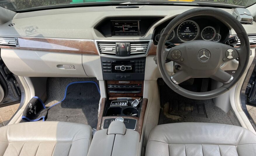 2013 Mercedes Benz E200