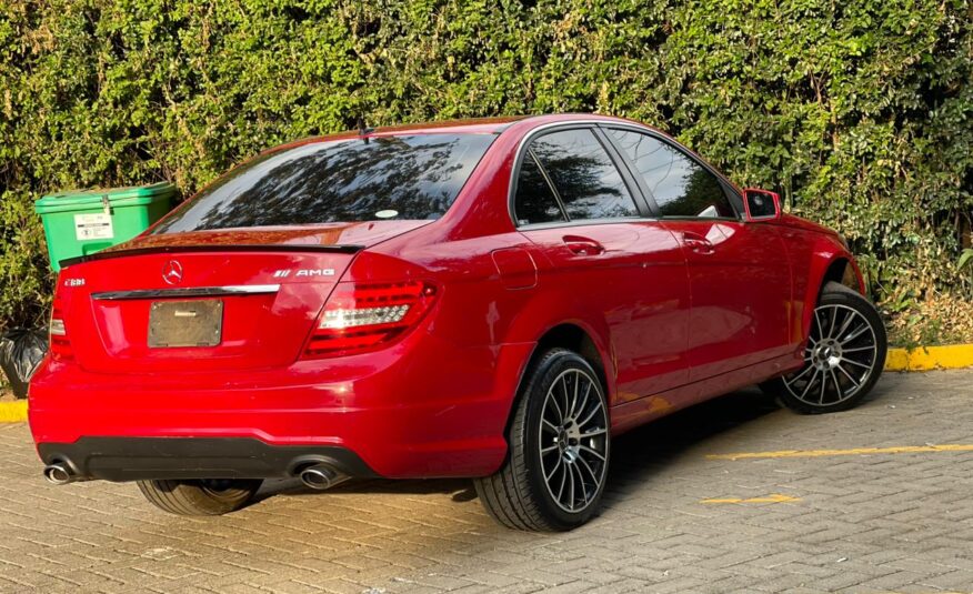 2013 Mercedes-Benz C200