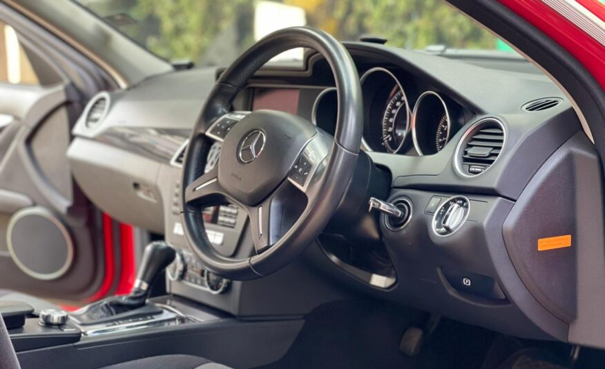 2013 Mercedes-Benz C200