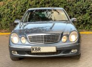 2005 Mercedes Benz E200