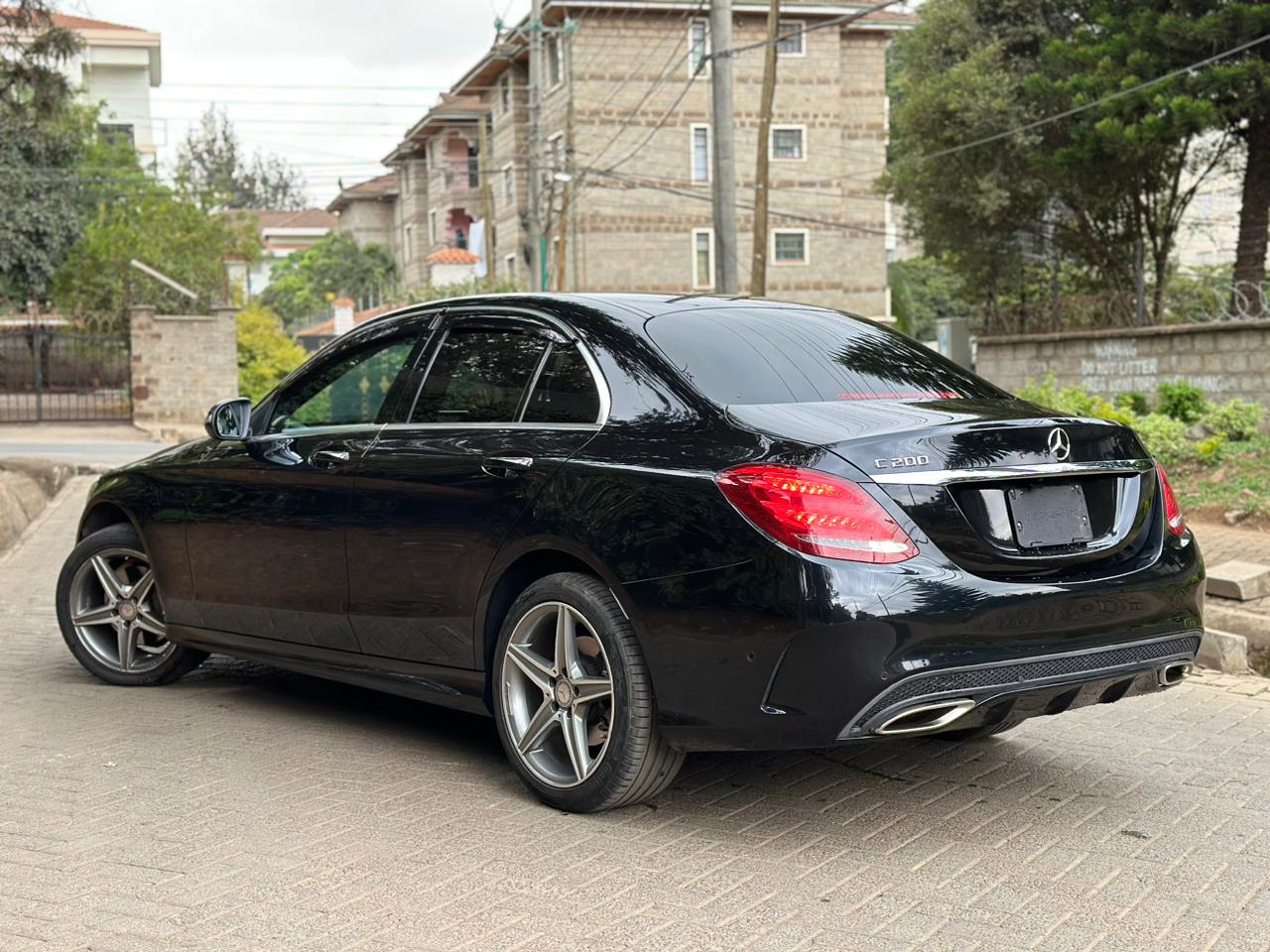 2016 Mercedes-Benz C200