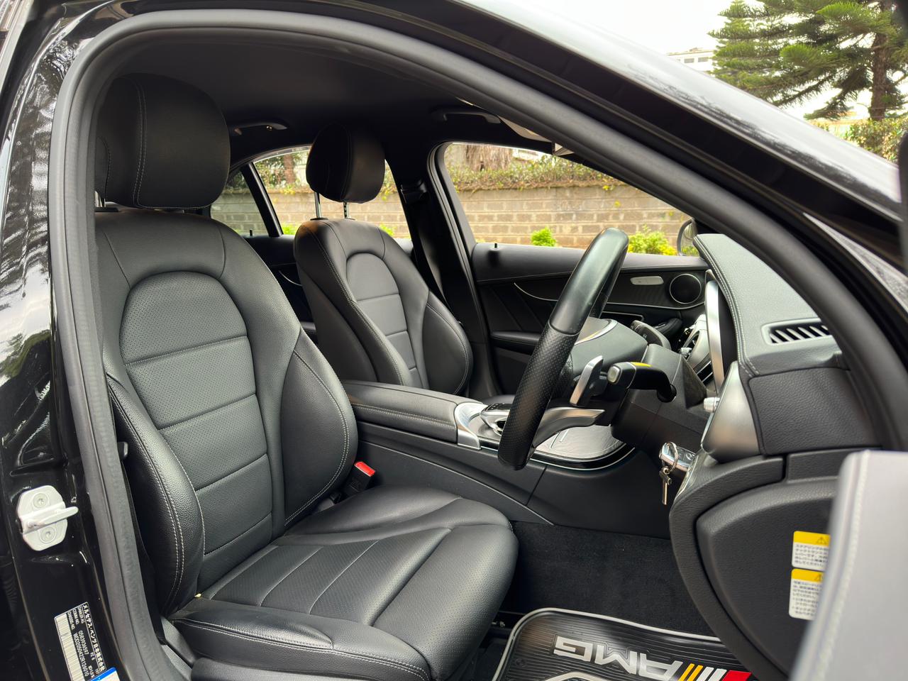 2016 Mercedes-Benz C200