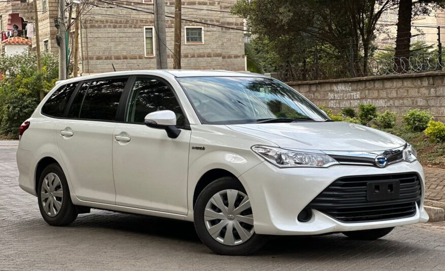 2016 Toyota Fielder Hybrid