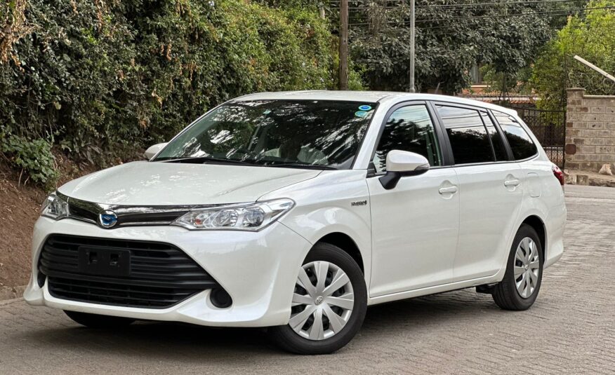 2016 Toyota Fielder Hybrid