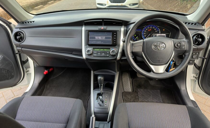 2016 Toyota Fielder Hybrid