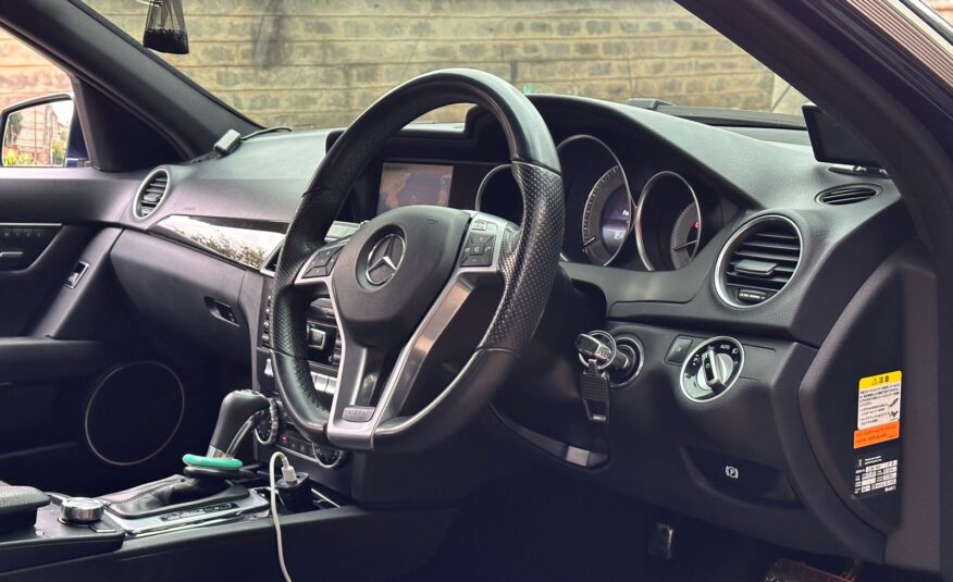 2014 Mercedes Benz C200