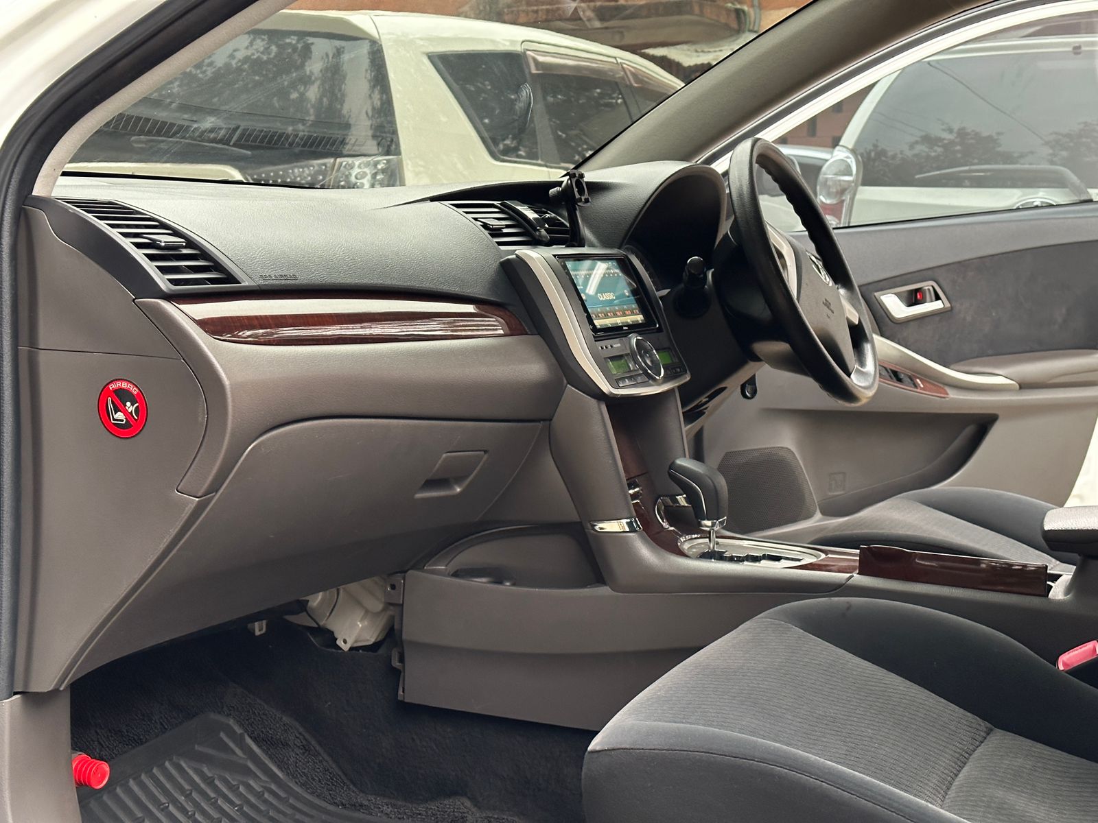 2014 Toyota Premio