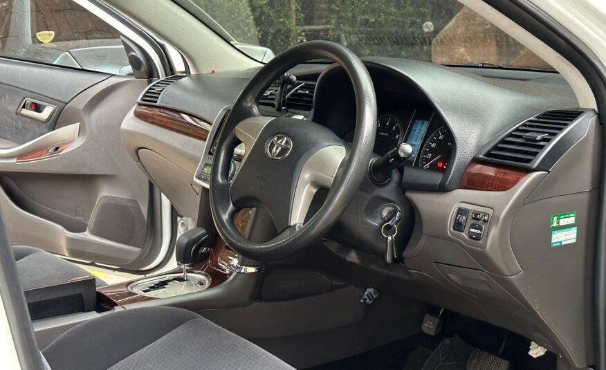 2014 Toyota Premio