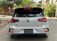 2019 Volkswagen Golf-R