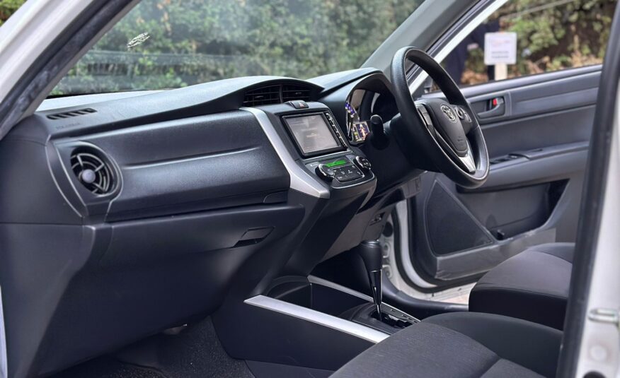 2017 Toyota Fielder