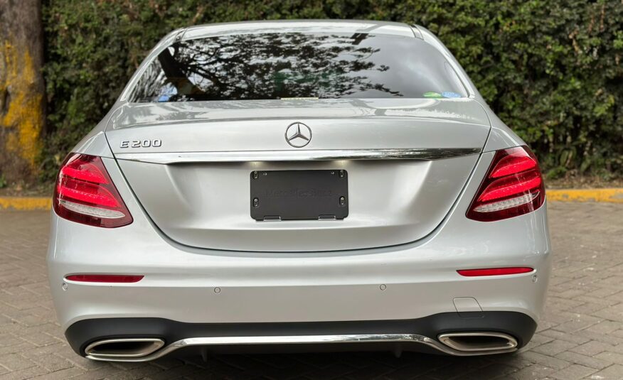 2016 Mercedes Benz E200