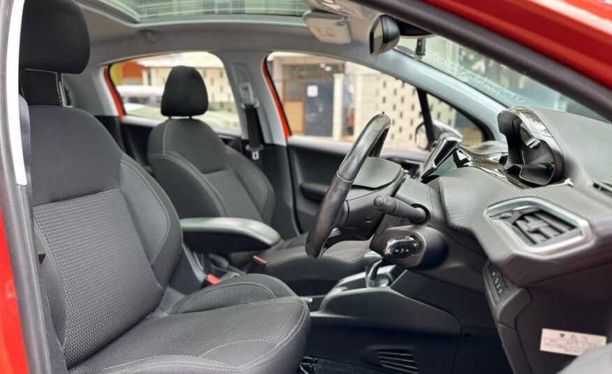 2016 Peugeot 208 Moonroof