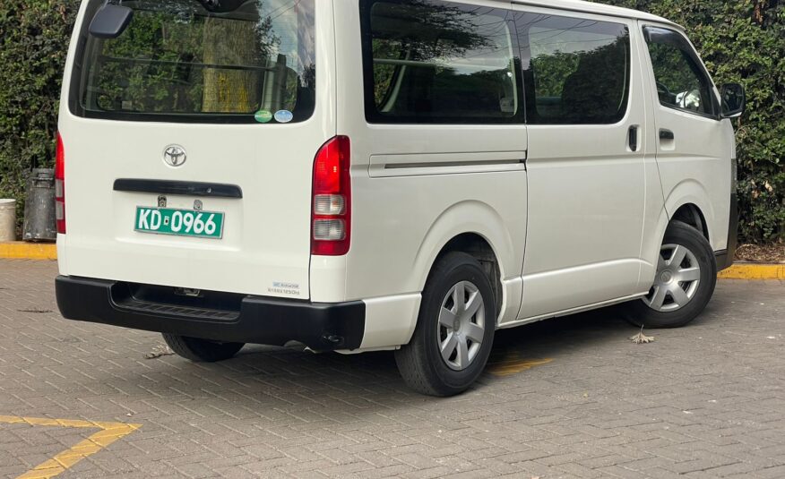 2016 Toyota Hiace 7L