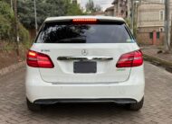 2016 Mercedes Benz B180