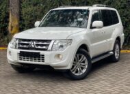 2014 Mitsubishi Pajero Shogun SG2