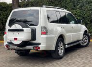 2014 Mitsubishi Pajero Shogun SG2