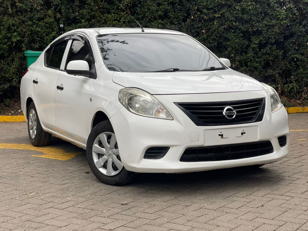 Nissan Tiida Latio car for sale in Kenya under 1 million with Lipa mdogo mdogo 