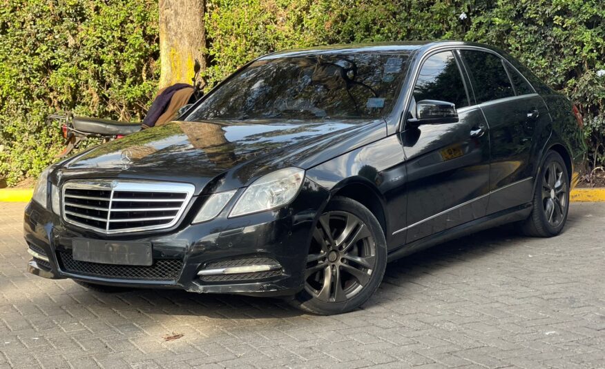 2012 Mercedes Benz E220 CDI