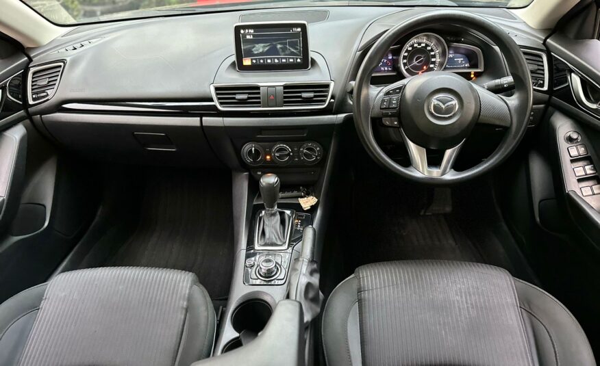 2016 Mazda Axela