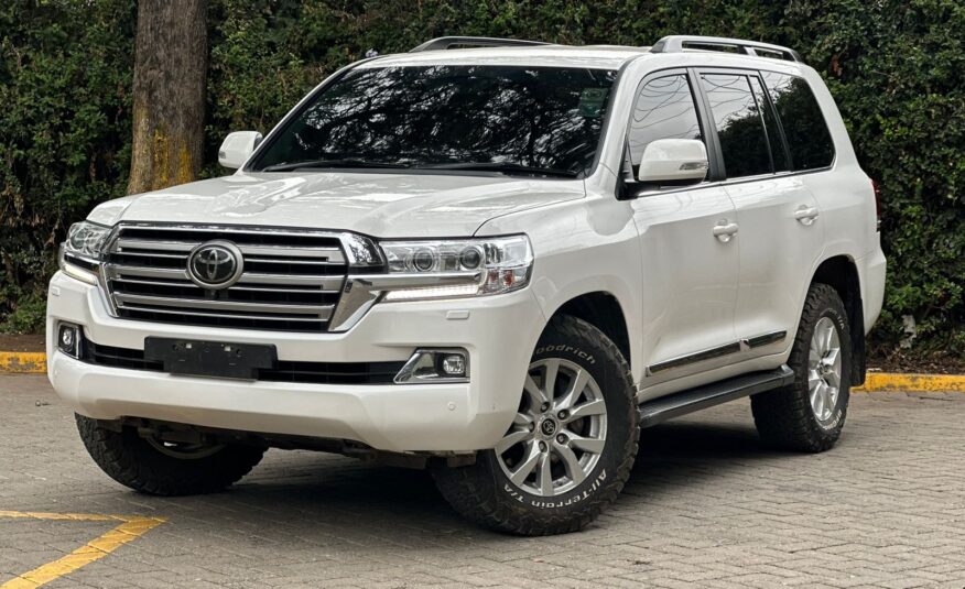 2018 Toyota Landcruiser VXR V8