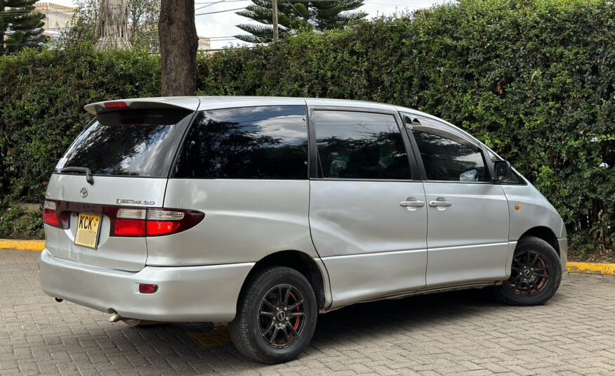 2007 Toyota Estima