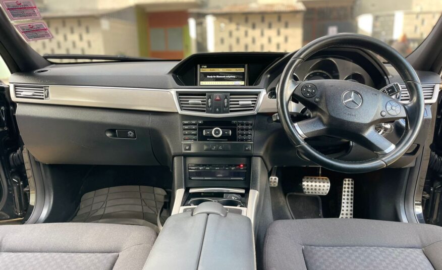 2010 Mercedes-Benz E250