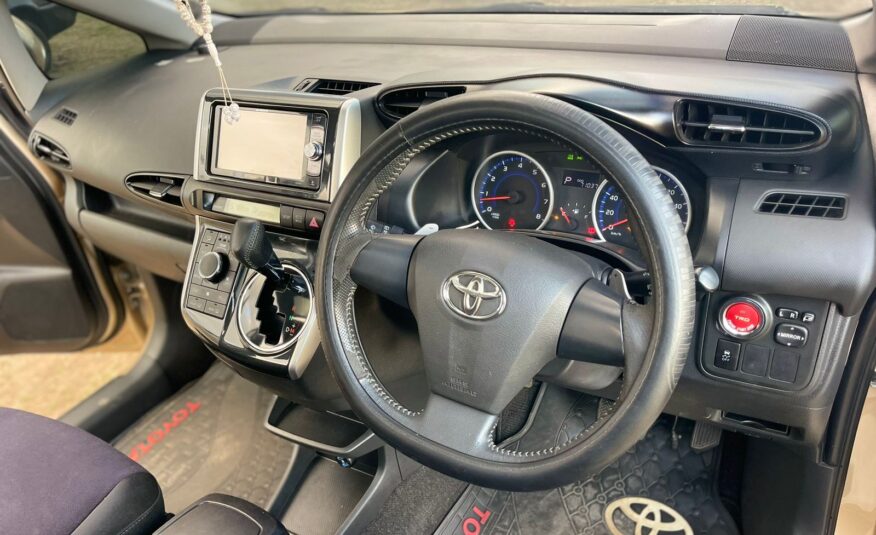 2015 Toyota Wish Valvematic