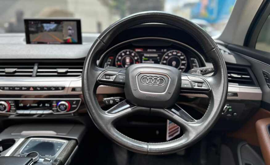 2016 Audi Q7