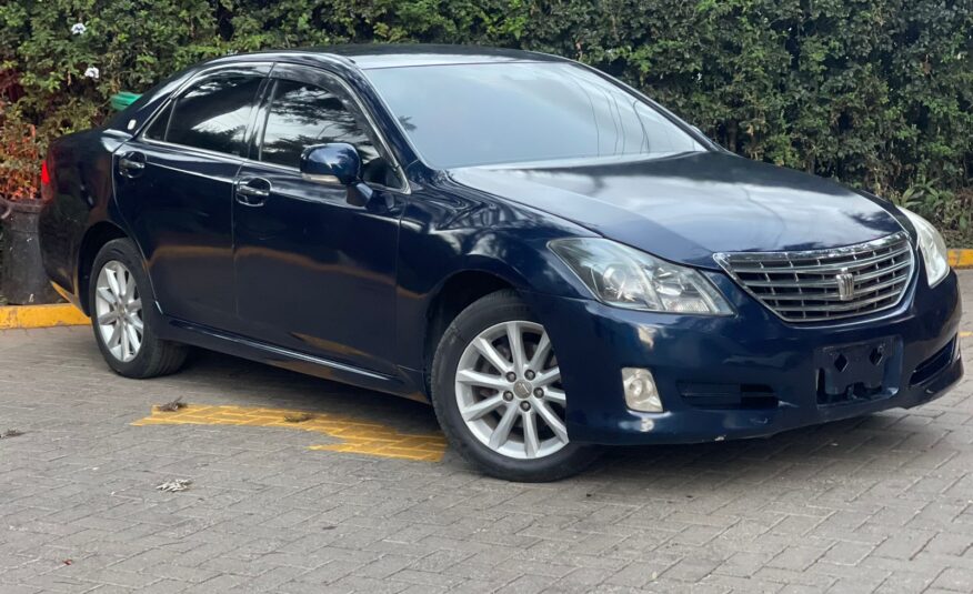 2010 Toyota Crown