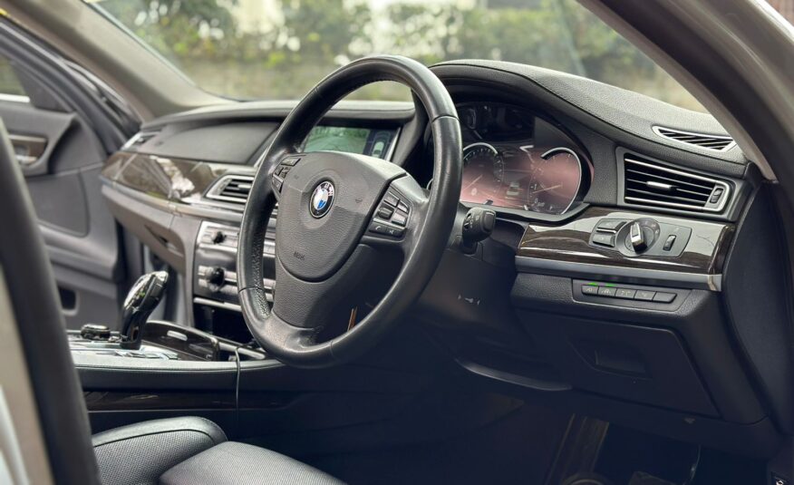 2014 BMW 750i