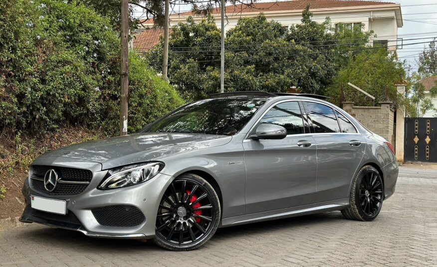 2015 Mercedes-Benz C200 AMG