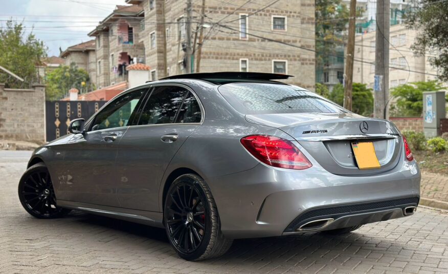 2015 Mercedes-Benz C200 AMG