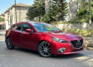 2016 Mazda Axela