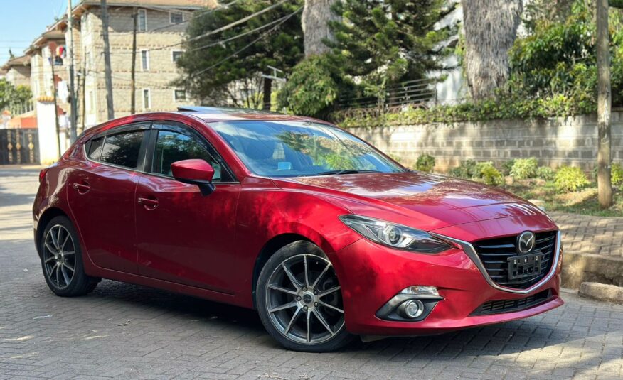 2016 Mazda Axela