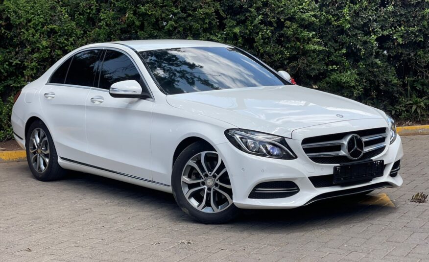 2016 Mercedes Benz C200