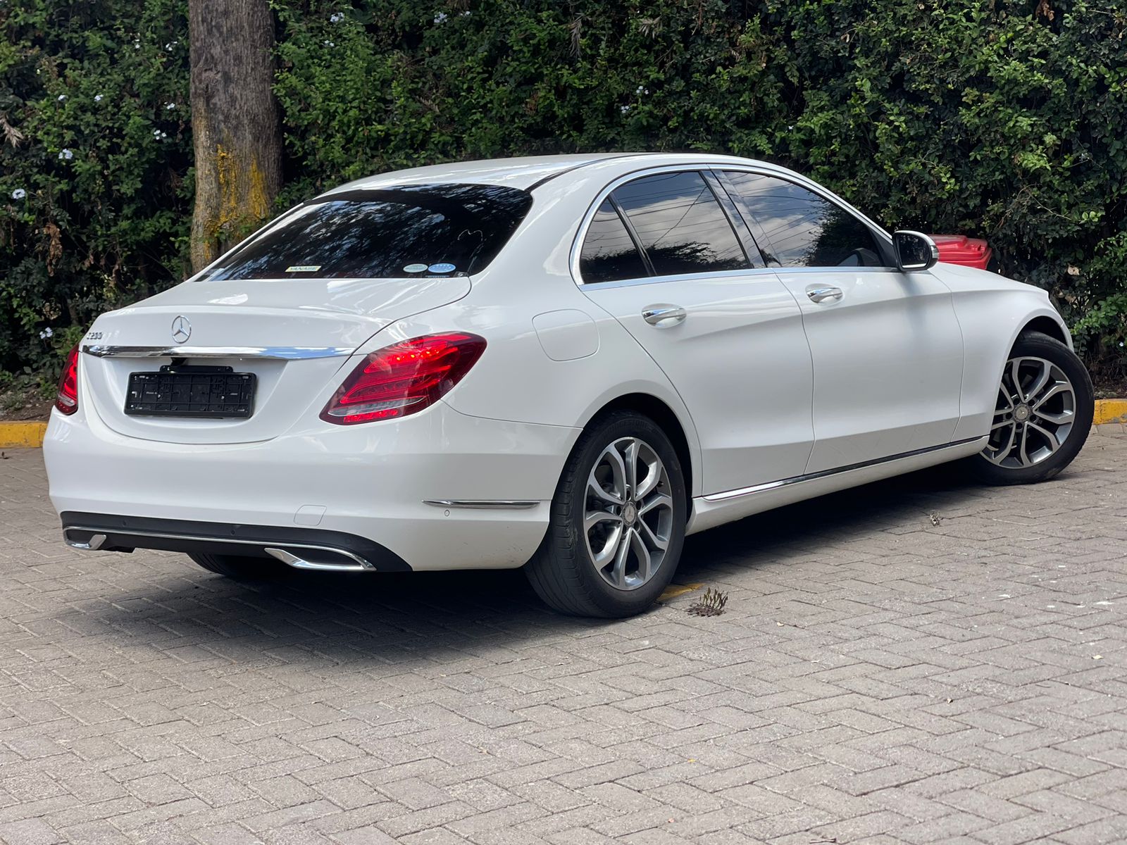 2016 Mercedes Benz C200
