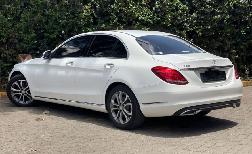 2016 Mercedes Benz C200