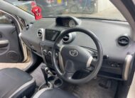 2004 Toyota IST