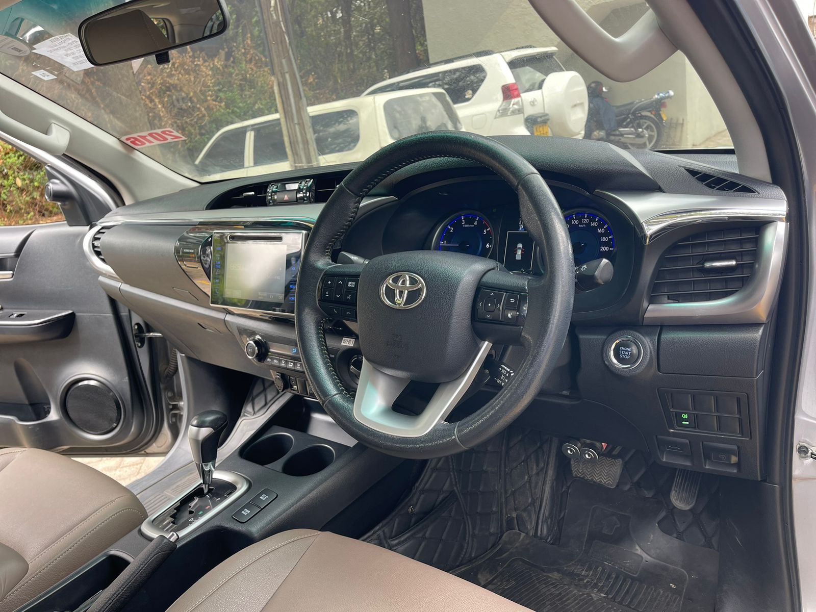 2016 Toyota Hilux REVO