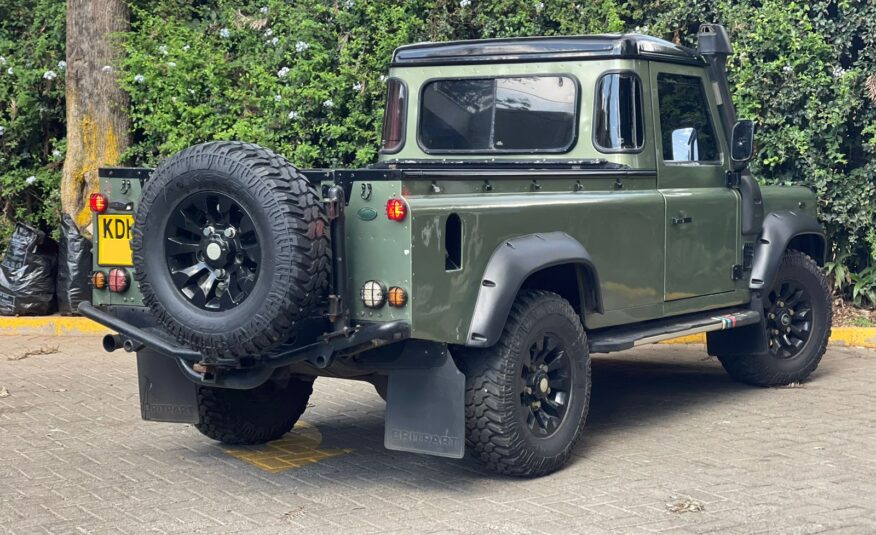 2010 Landrover Defender- Manual