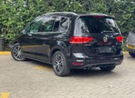 2017 Volkswagen Golf Touran 1.4T