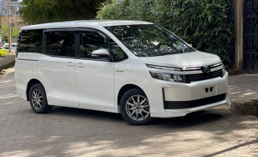 2016 Toyota Voxy Hybrid