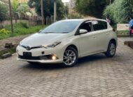 2016 Toyota Auris