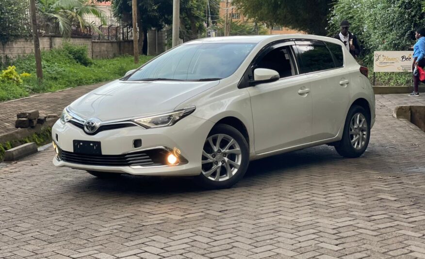 2016 Toyota Auris