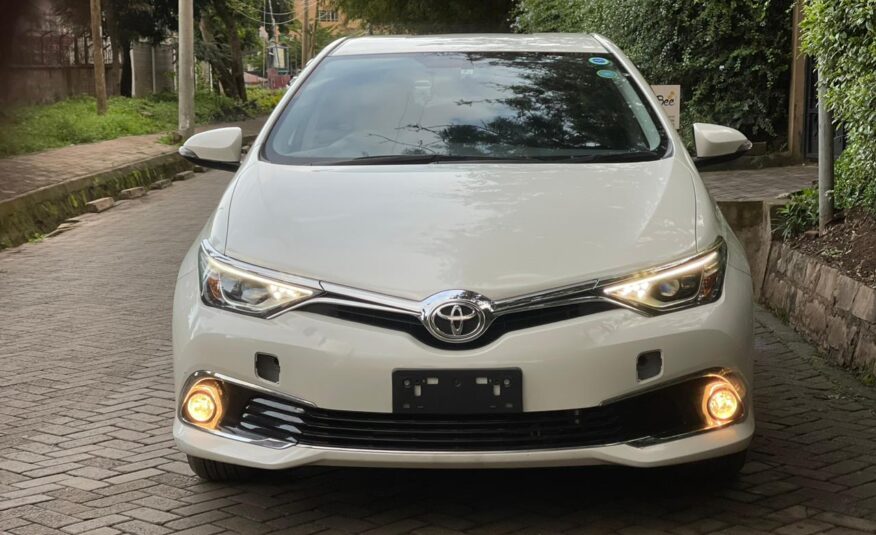 2016 Toyota Auris