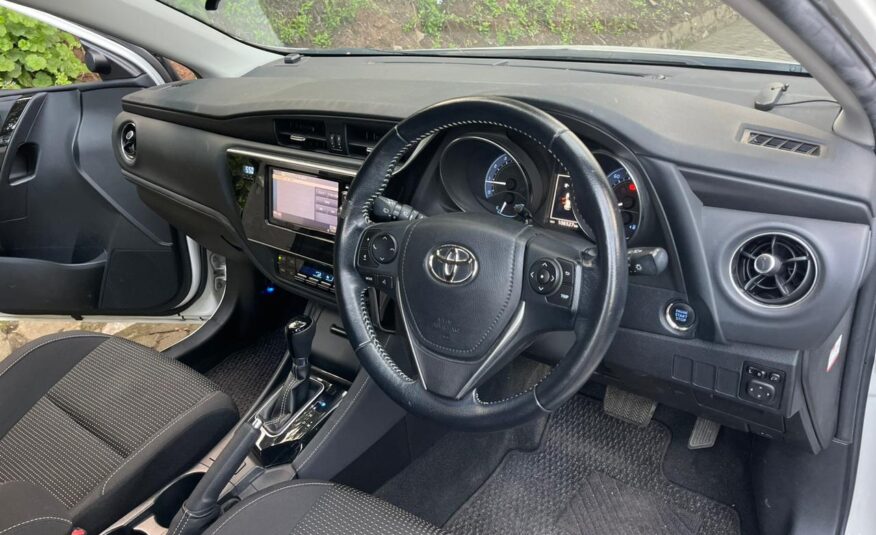 2016 Toyota Auris