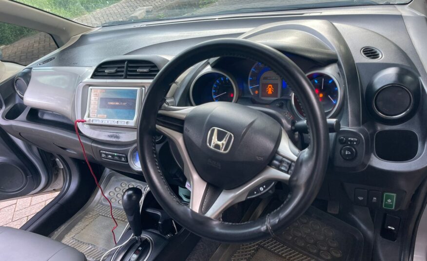 2011 Honda Fit Hybrid