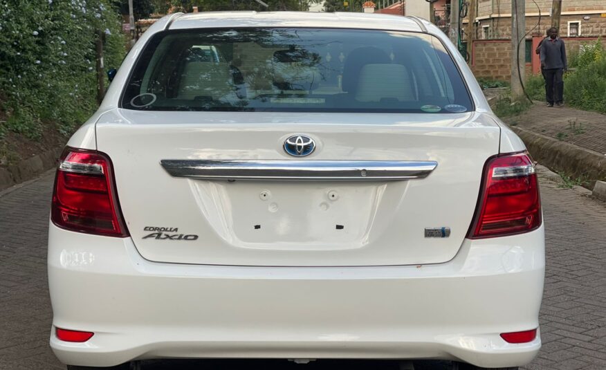 2016 Toyota Axio Hybrid
