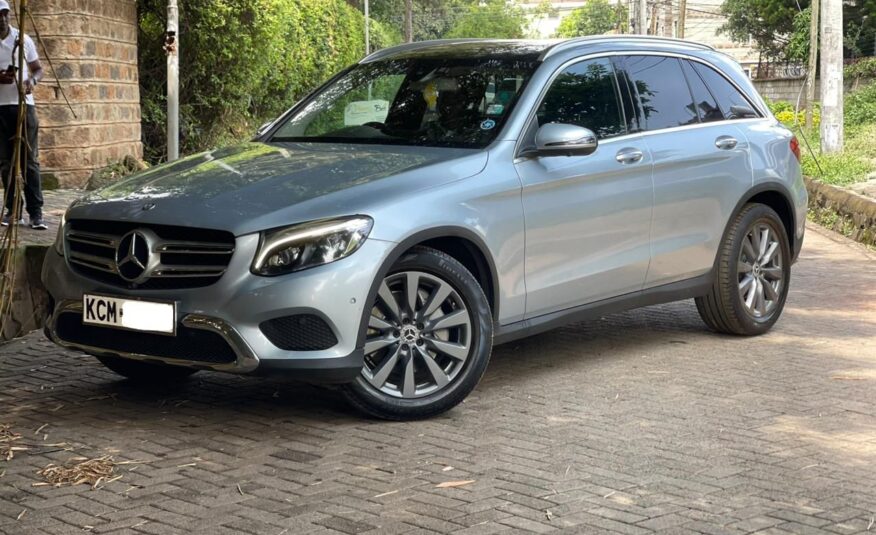 2017 Mercedes-Benz GLC 250 4MATIC