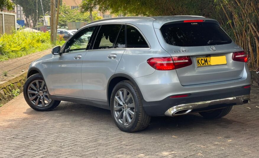 2017 Mercedes-Benz GLC 250 4MATIC